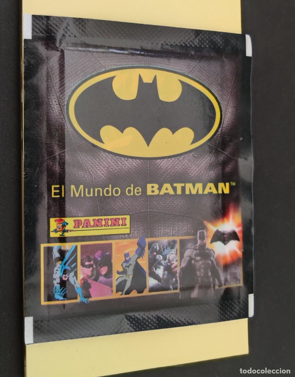 Cromos de f&uacute;tbol: SOBRE SIN ABRIR - EL MUNDO DE BATMAN (PANINI 2016)