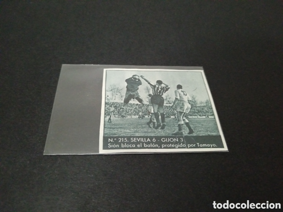 Fu&szlig;ball-Sticker: 1953 N&deg; 215 SEVILLA GIJ&Oacute;N BRUGUERA SIN PEGAR