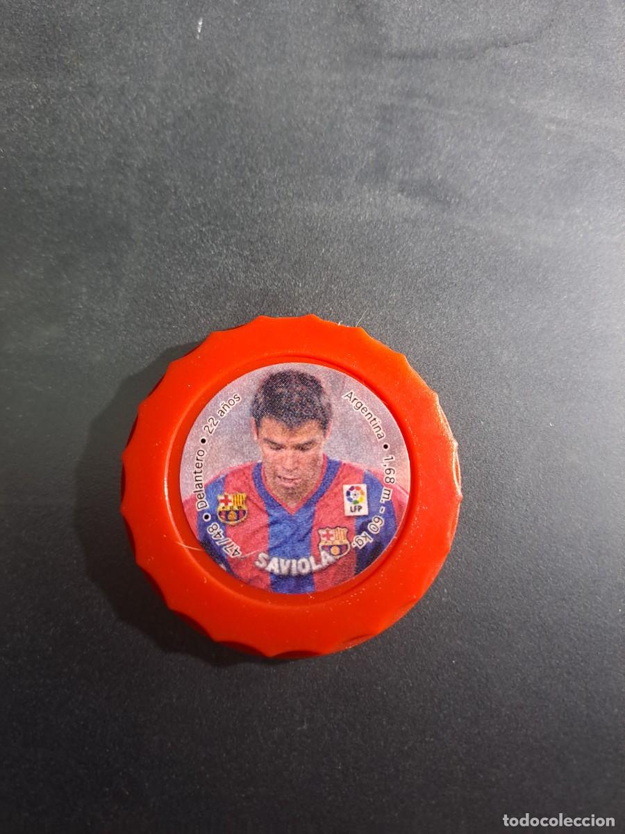 Fu&szlig;ball-Sticker: CHAPA TAZO CAPS SAVIOLA BARCELONA 47/48 COLOR ROJO LIGA 2003 2004 03 04 FUTBOL TOSFRIT