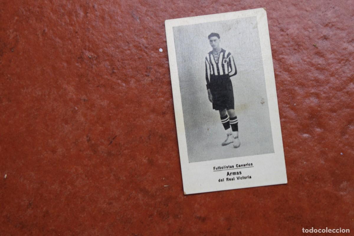 Cromos de F&uacute;tbol: CROMO FUTBOL COLECCION FLORISLE&Ntilde;O LAS PALMAS N&ordm; 8 : FUTBOLISTAS CANARIOS ARMAS DEL REAL VICTORIA
