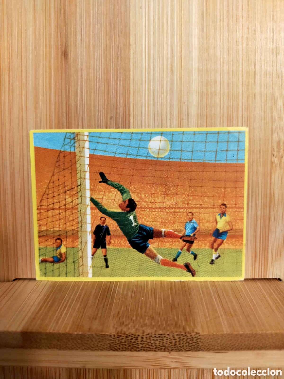Cromos de F&uacute;tbol: 1982 CROMO DANONE FUTBOL EN ACCI&Oacute;N ESPA&Ntilde;A 82 N 22