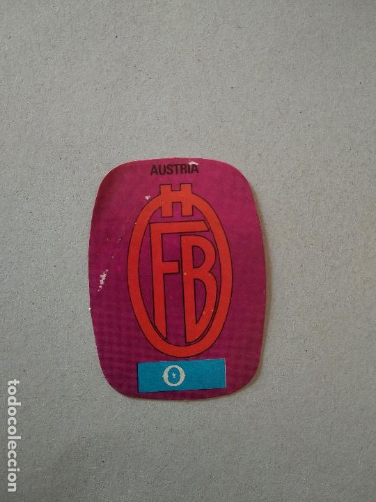 Cromos de F&uacute;tbol: ESCUDO AUSTRIA ESPA&Ntilde;A 82 CROMO FUTBOL MUNDIAL 1982 REYAUCA EL NARANJITO WORLD CUP