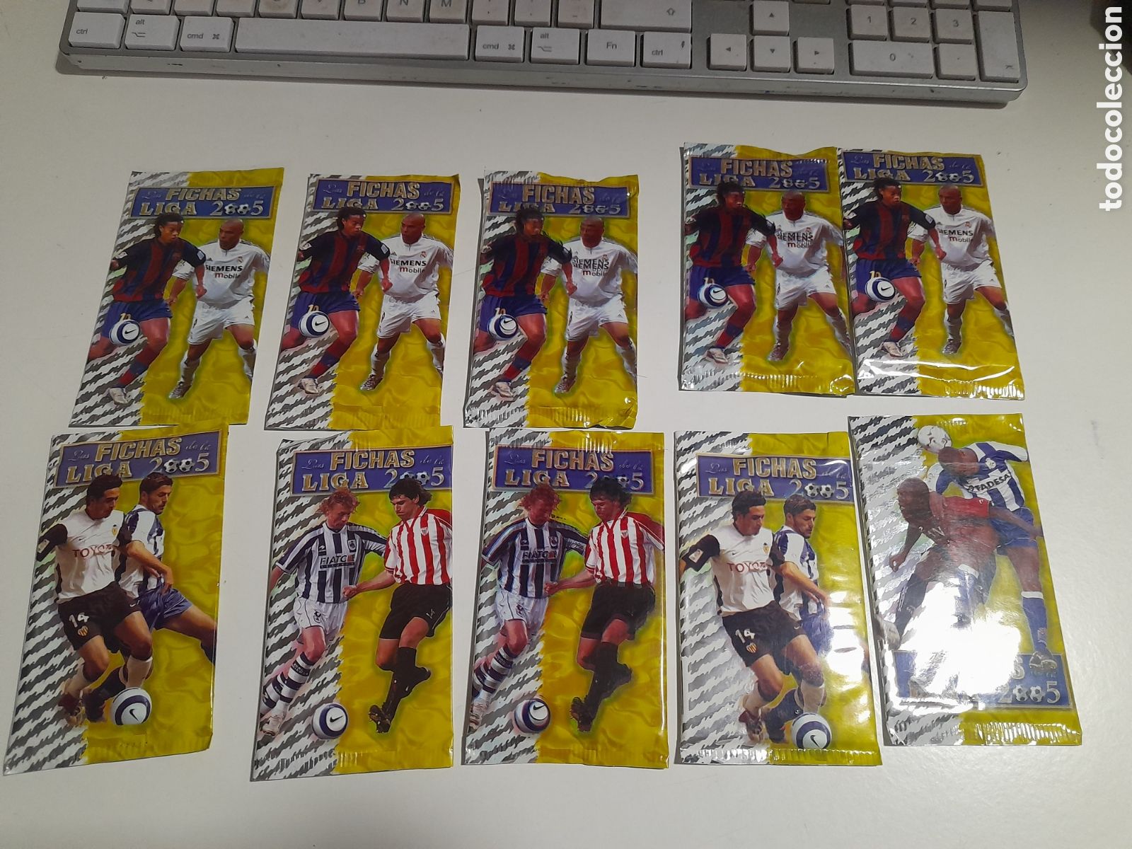 Cromos de f&uacute;tbol: Mundicromo .10 sobres sin abrir temporada 2005