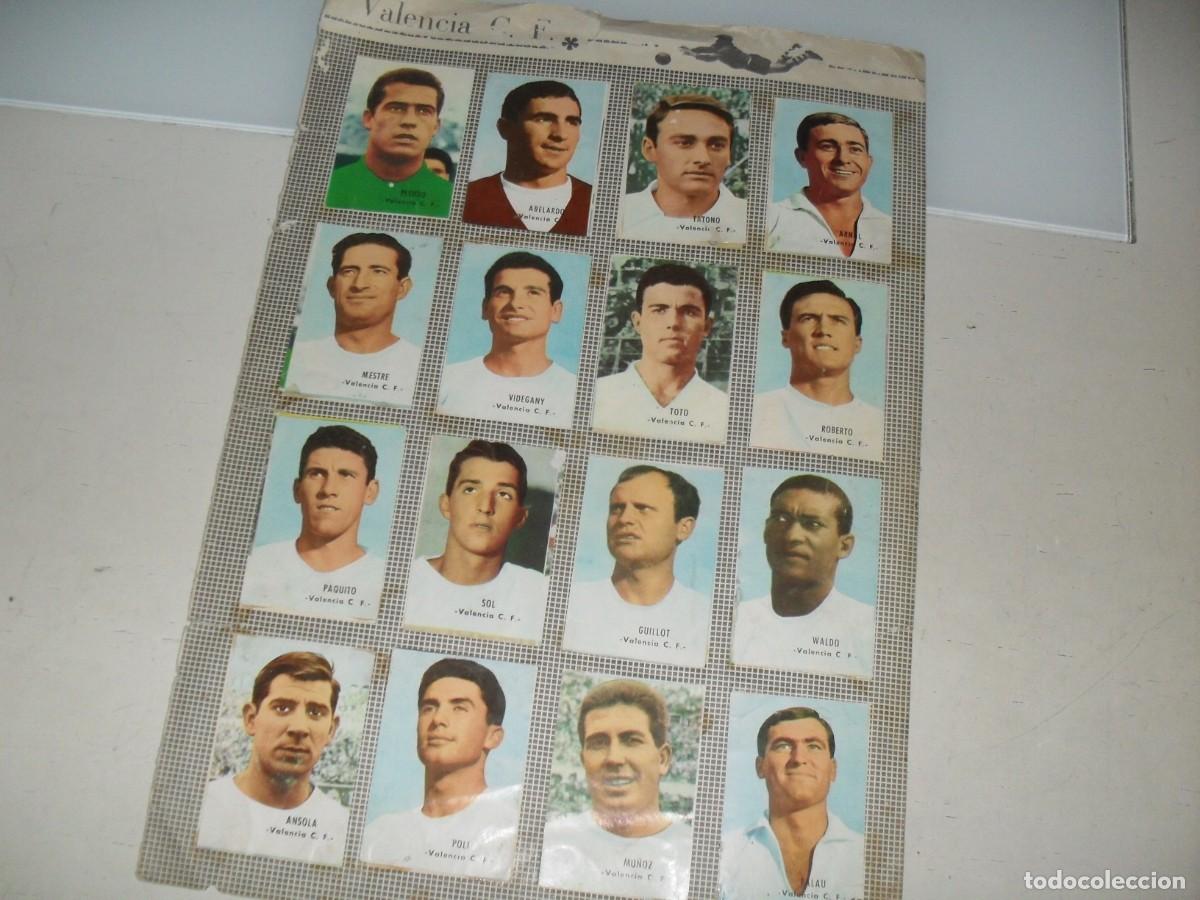 Fu&szlig;ball-Sticker: CROMOS DE FUTBOL,LAMINA DOBLE,13 JUGADORES DE VALENCIA C.F Y C.D. SABADELL,A&Ntilde;OS 60