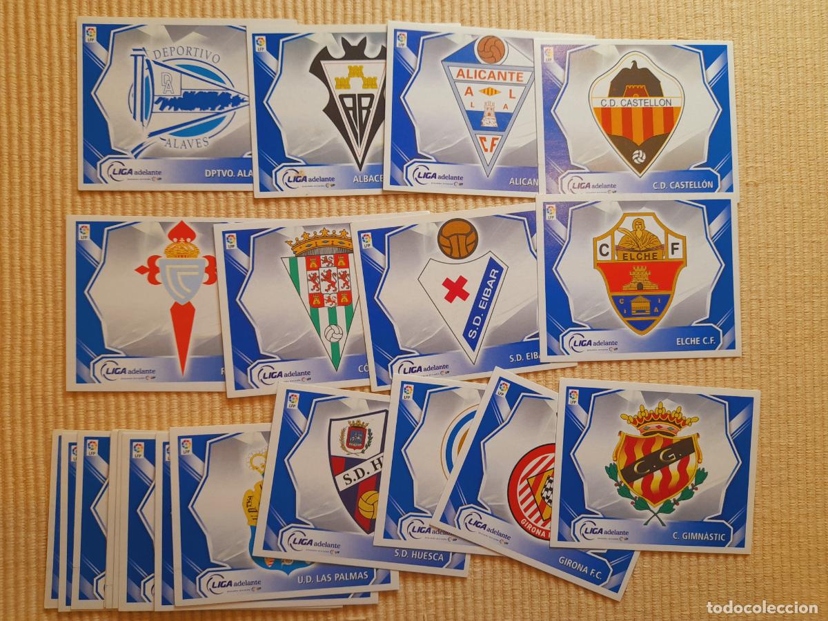 Football Stickers: LOTE ESCUDOS LIGA ADELANTE (SEGUNDA DIVISION AL COMPLETO) LIGA 08-09 2008 2009 ALBUM ESTE