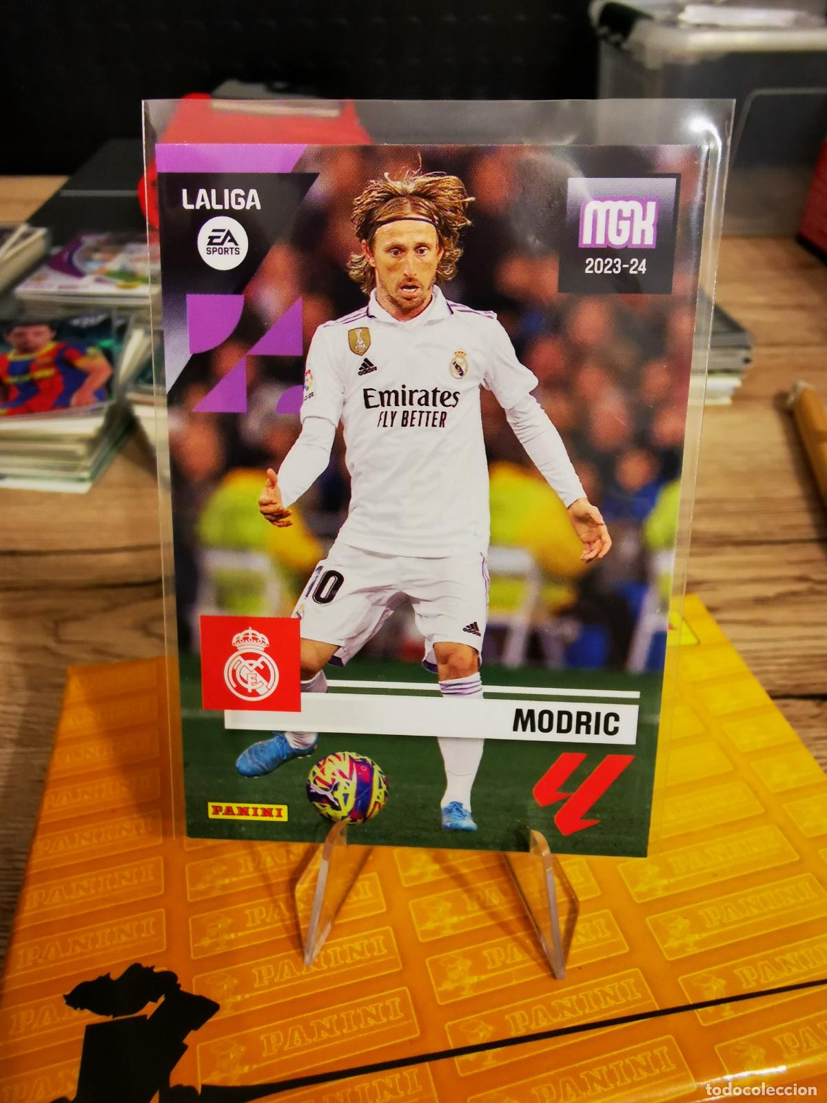 Cromos de f&uacute;tbol: MODRIC - MEGACRACKS - PANINI - Foto 1