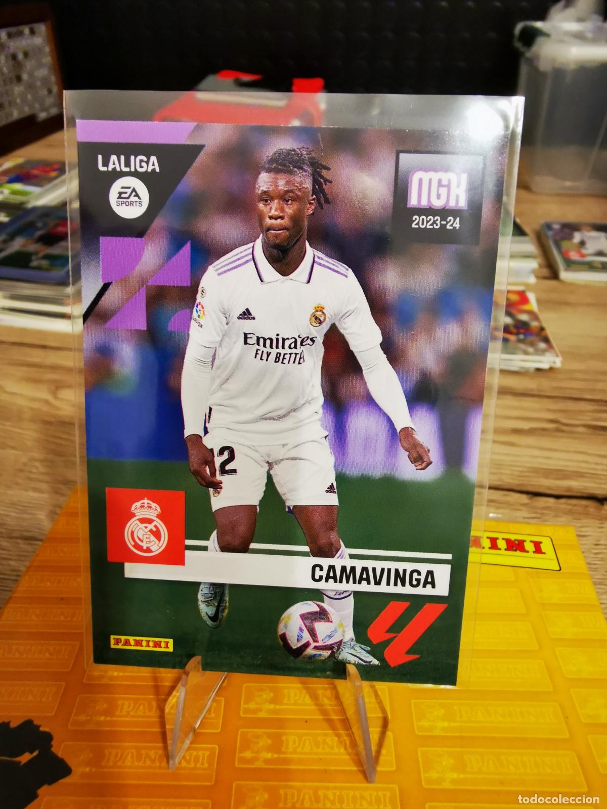 Cromos de f&uacute;tbol: CAMAVINGA - MEGACRACKS - PANINI - Foto 1