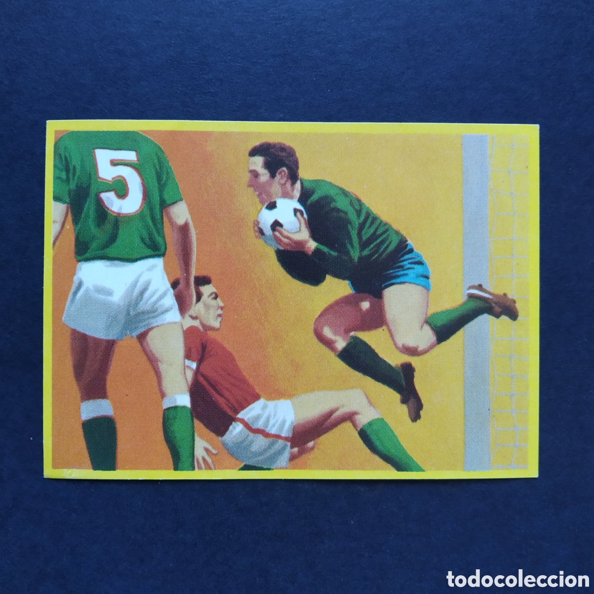 Cromos de F&uacute;tbol: CROMO - N&ordm; 031 - F&Uacute;TBOL EN ACCI&Oacute;N DANONE 82 - DANONE - 1982