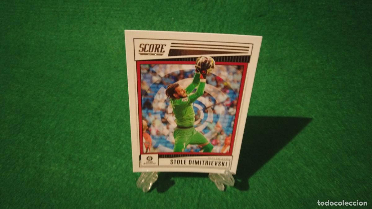 Cromos de f&uacute;tbol: Cromo de Dimitrievski con el Rayo Vallecano - Score 22-23 - Foto 1