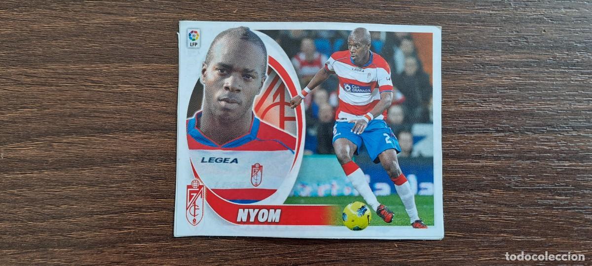 Cromos de f&uacute;tbol: NYOM GRANADA ESTE 12 13 2012 2013 RECUPERADO - Foto 1