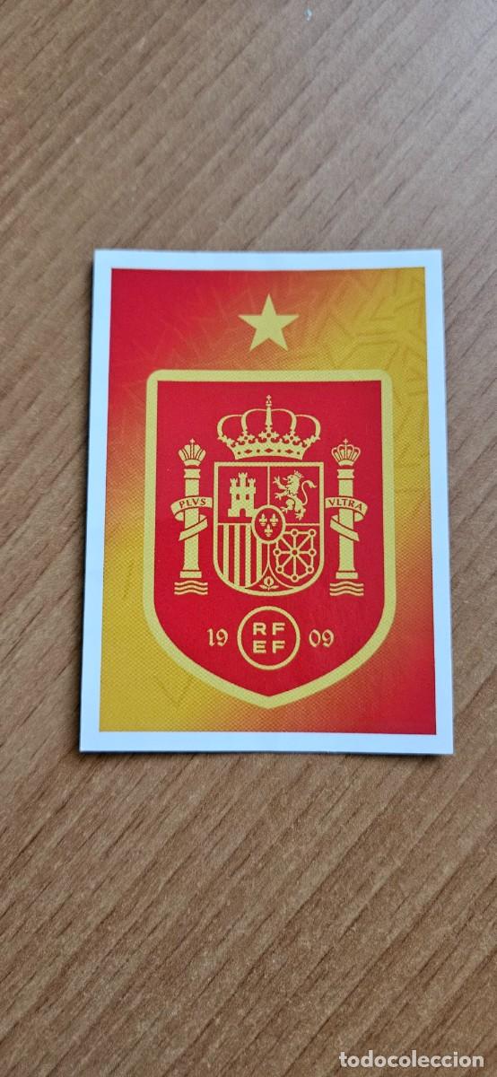 Cromos de F&uacute;tbol: ESCUDO 1 LOS IDOLOS DE LA ROJA PANINI FAMILY NUEVO