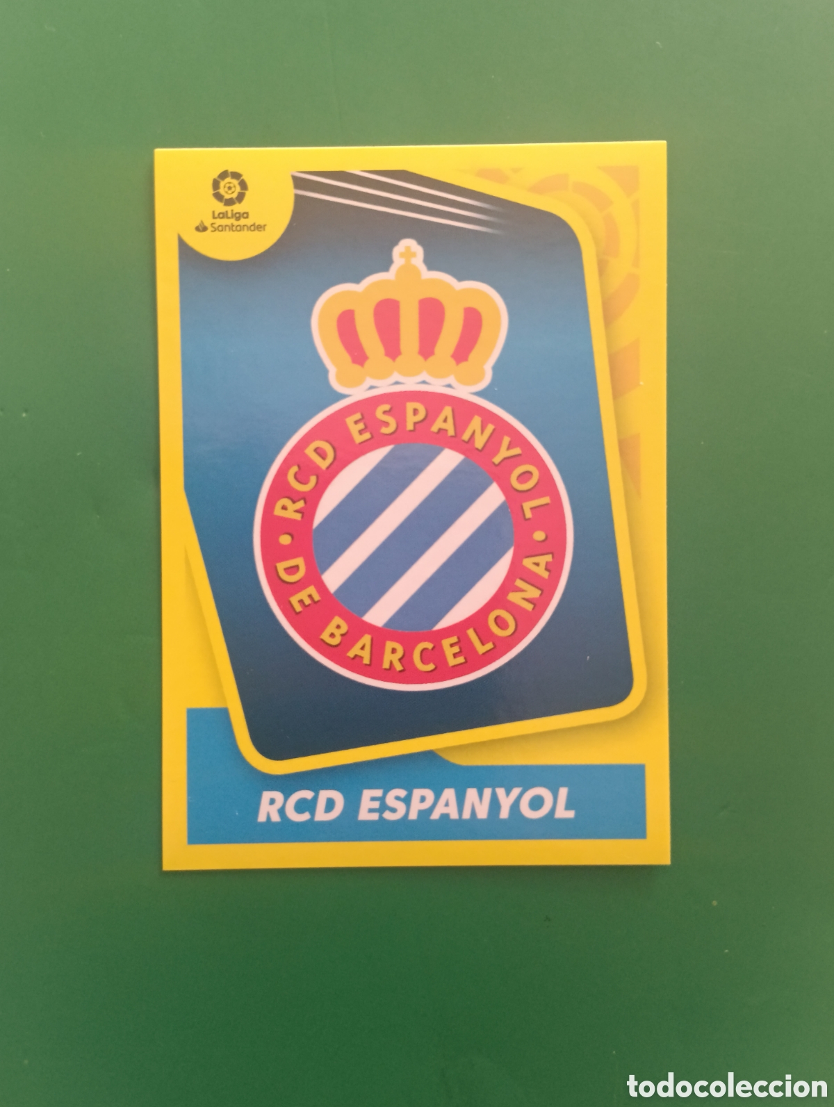 Cromos de F&uacute;tbol: ❇️ CROMO STICKER ESCUDO ESPA&Ntilde;OL 1 2021 2022 21 22 ESTE PANINI SIN PEGAR ❇️