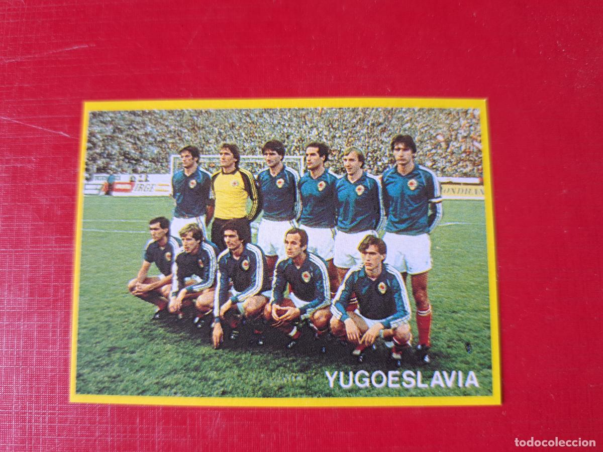 Cromos de F&uacute;tbol: FUTBOL EN ACCION DANONE MUNDIAL 82 N&ordm; 49 ALINEACION YUGOSLAVIA NUNCA PEGADO