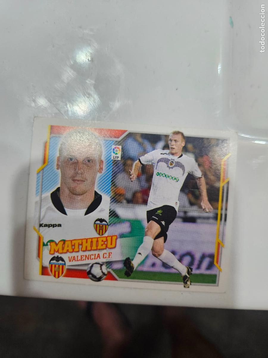 Cromos de f&uacute;tbol: Mathieu Valencia este 2010 2011 10 11 sin pegar - Foto 1