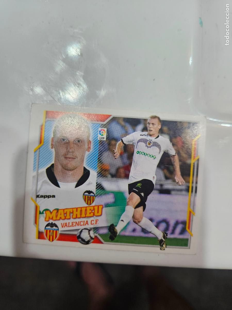 Cromos de f&uacute;tbol: Mathieu Valencia este 2010 2011 10 11 sin pegar - Foto 1