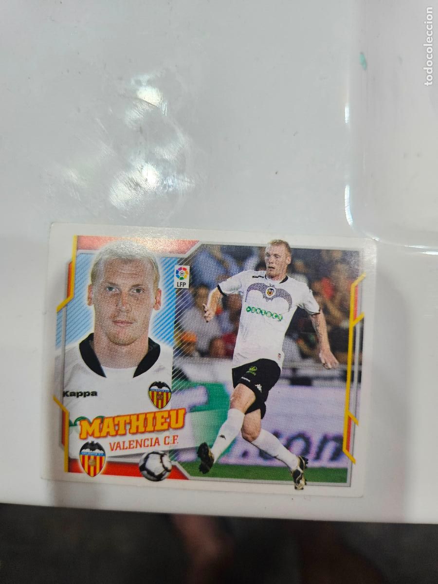 Cromos de f&uacute;tbol: Mathieu Valencia este 2010 2011 10 11 sin pegar - Foto 1