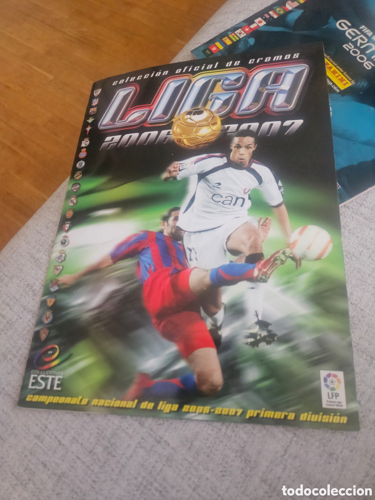 Fu&szlig;ball-Sticker: Album plancha 2006 2007 06 07 este