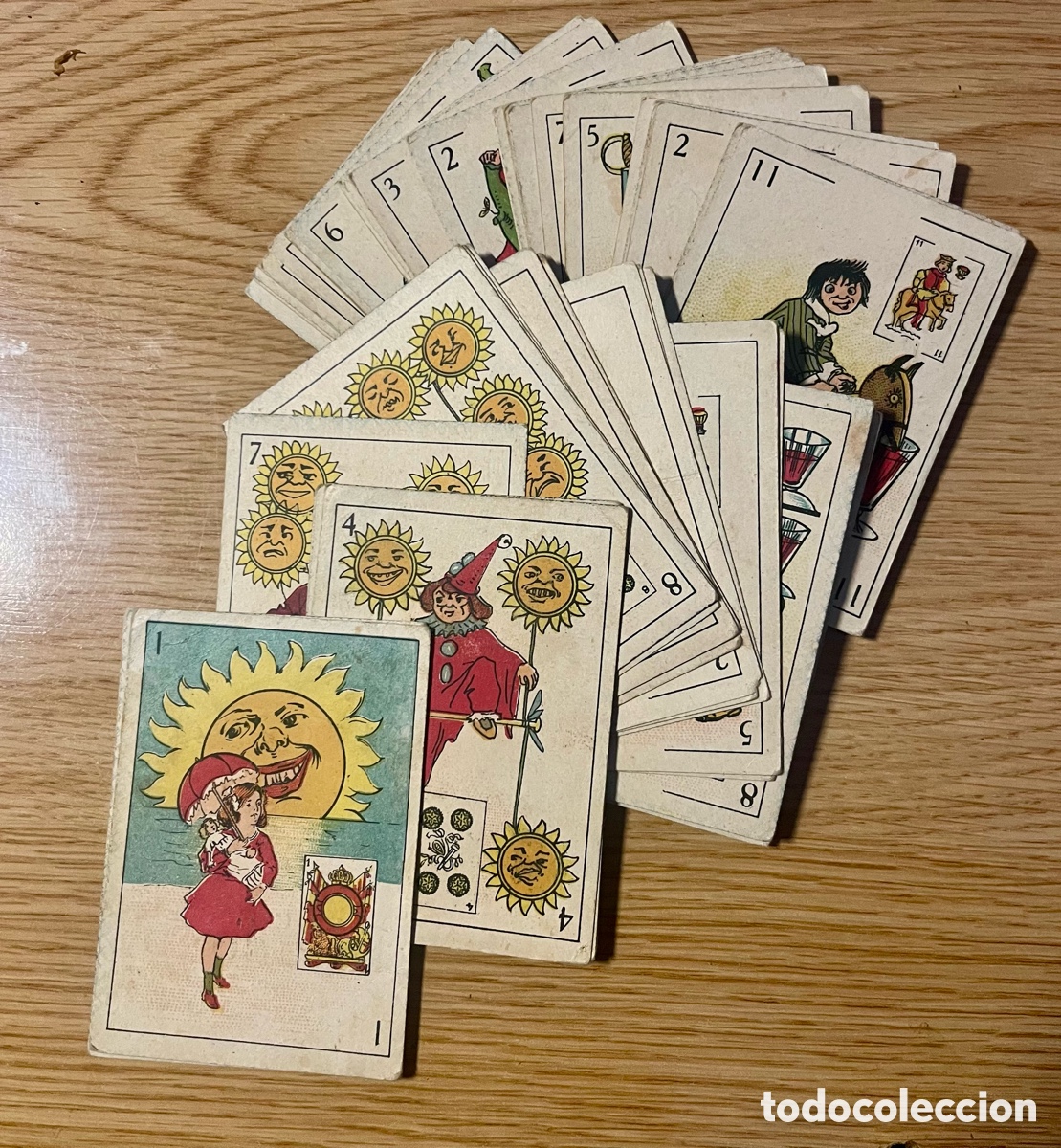 Cromos de F&uacute;tbol: BARAJA FANTAS&Iacute;A DEL F&Uacute;TBOL, 46 NAIPES FALTAN 2, (CHOCOLATES RIUCORD), MUY BONITA!!