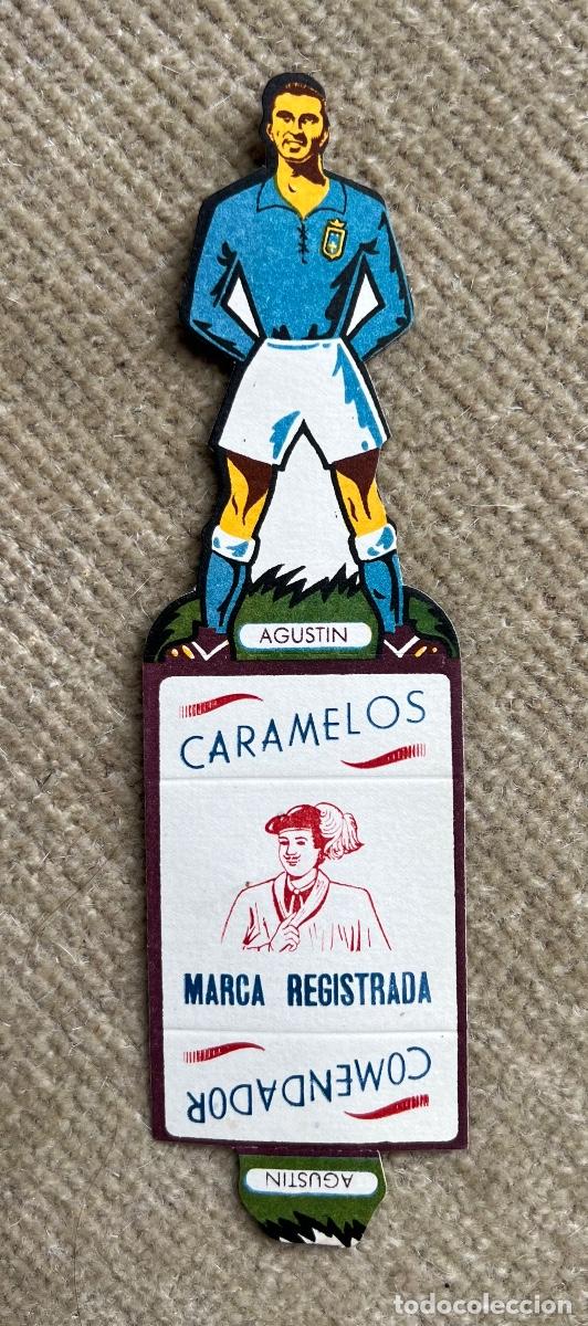 Cromos de F&uacute;tbol: Agust&iacute;n (Real Oviedo) - Cromo troquelado de f&uacute;tbol - A&ntilde;os 50 - Publicidad Caramelos Comendador