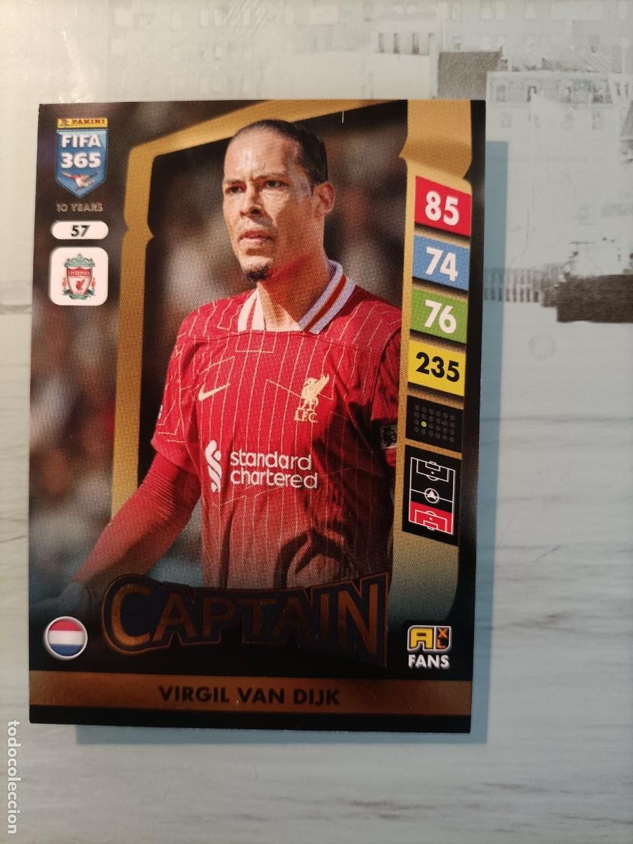 Cromos de Futebol: PANINI Adrenalyn XL FIFA 365 2024 2025 24 25 - Captain 57 Van Dijk