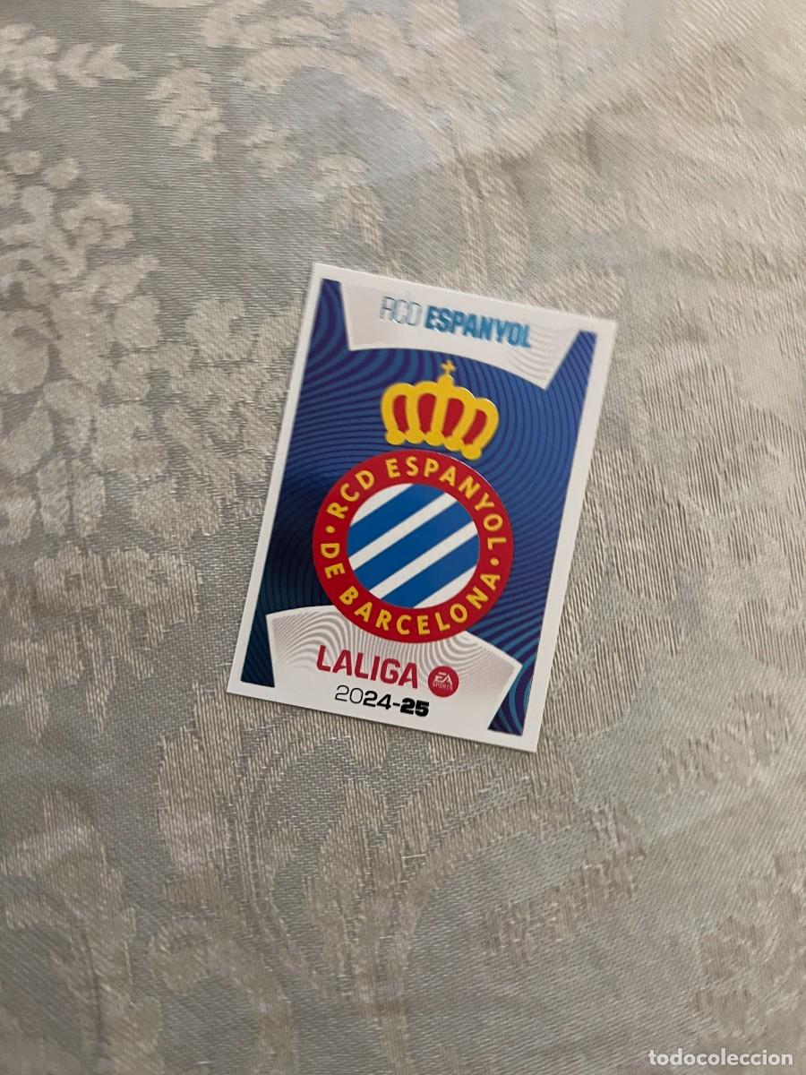 Cromos de f&uacute;tbol: 1 ESCUDO RCD ESPANYOL EDICIONES ESTE 2024-25 - Foto 1
