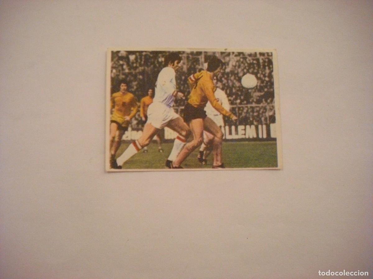 Cromos de Futebol: JOHAN CRUTFF , ASI JUEGO AL FUTBOL N. 40 , COMO CONTROLO Y COMO DRIBLO , NUNCA PEGADO