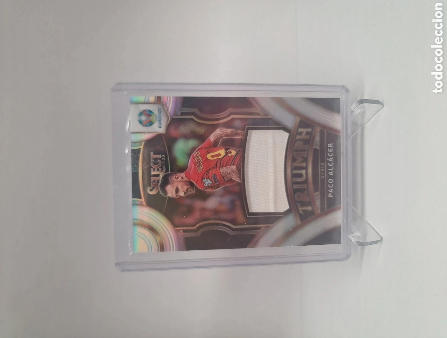 Cromos de f&uacute;tbol: Paco Alcacer Patch Used Triumph Select - Foto 1