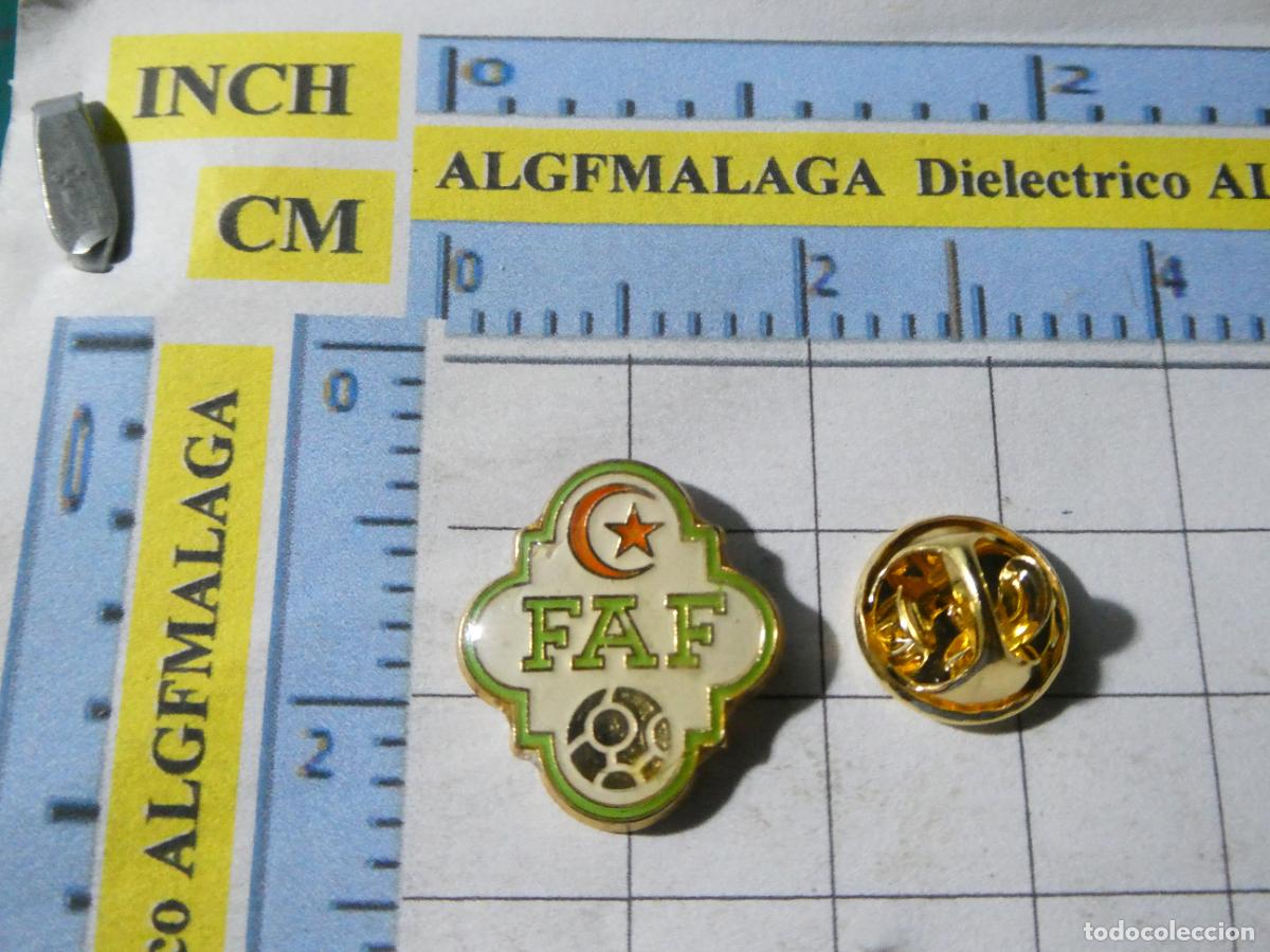 Cromos de Futebol: PIN DE DEPORTES. F&Uacute;TBOL. FEDERACI&Oacute;N SELECCI&Oacute;N ARGELINA ARGELIA. ESCUDO EQUIPO