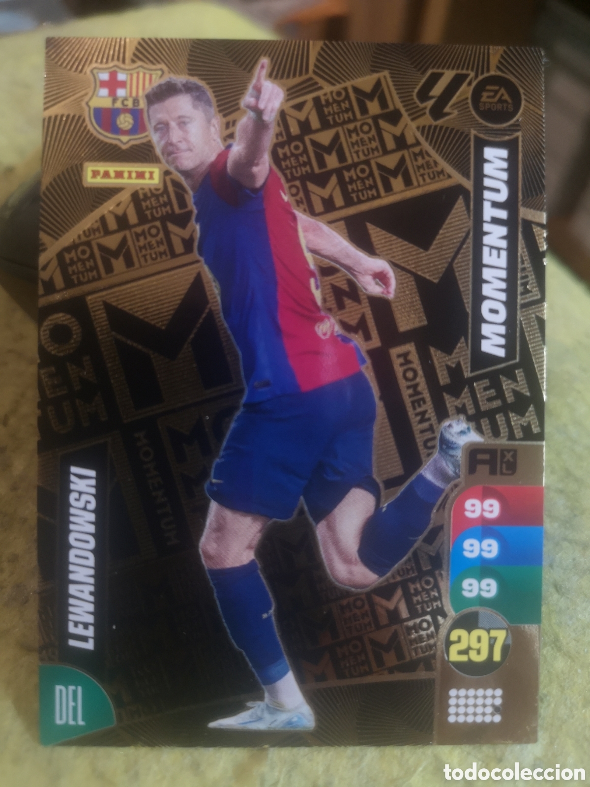 Cromos de f&uacute;tbol: MOMENTUM LEWANDOWSKI - ADRENALYN 2024 2025 / 24 25 - BARCELONA