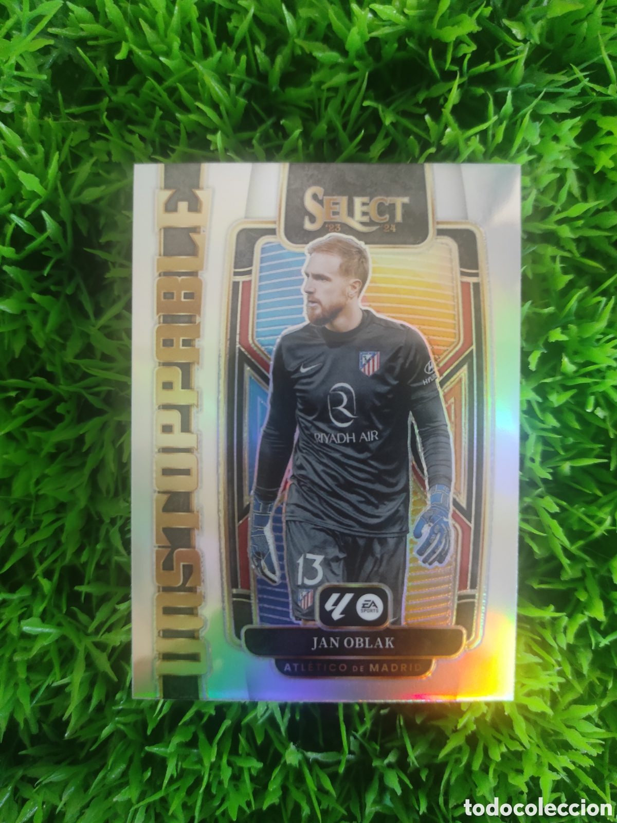 Cromos de f&uacute;tbol: Oblak Atletico De Madrid UNSTOPPABLE Select 23-24 # 8 - Foto 1