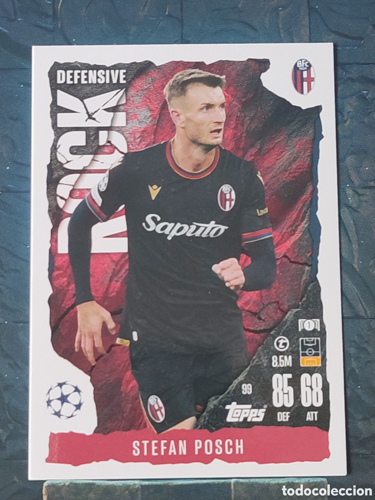 Fu&szlig;ball-Sticker: 99 Stefan Posch Bologna FC 1909 Defensive Rock Match Attax Extra 2024 2025 Topps