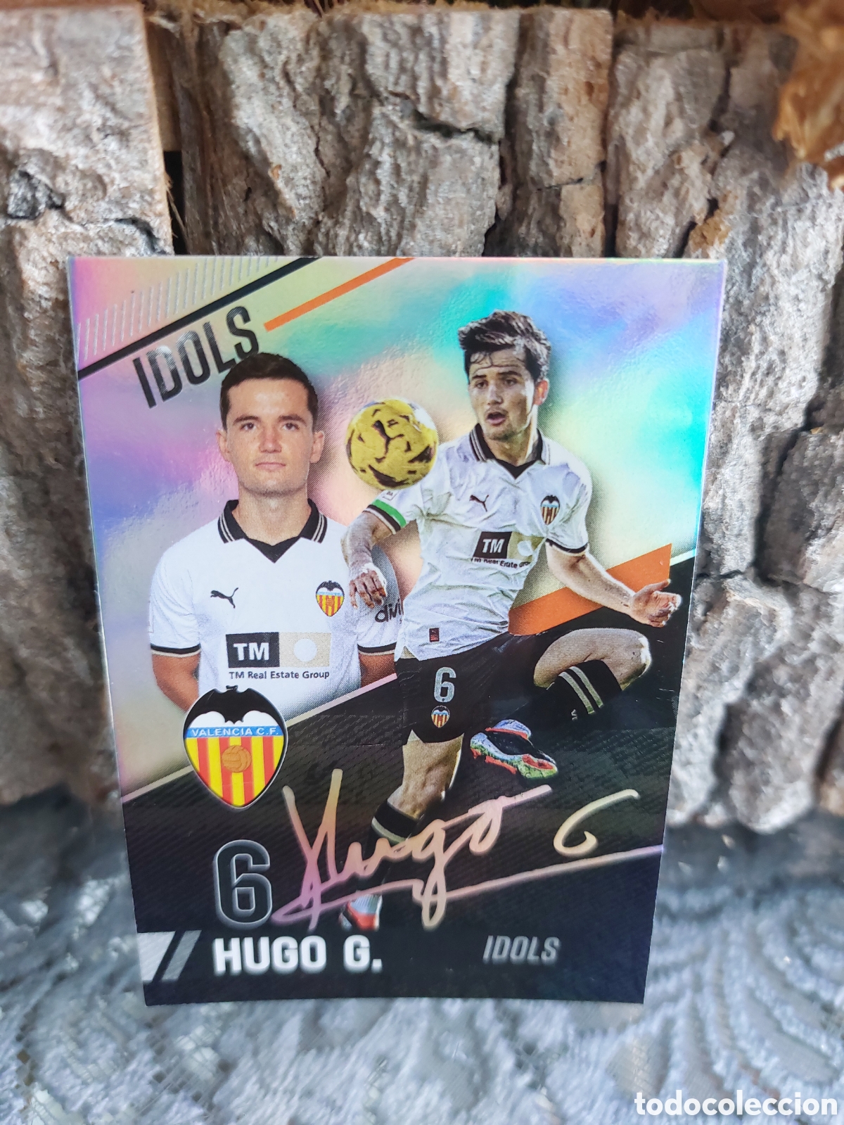 Fu&szlig;ball-Sticker: RAINBOW 4 HUGO GUILLAMON IDOLS VALENCIA CF MUNDICROMO 23 24 2023 2024 ADNVCF FOOTBALL TREASURE
