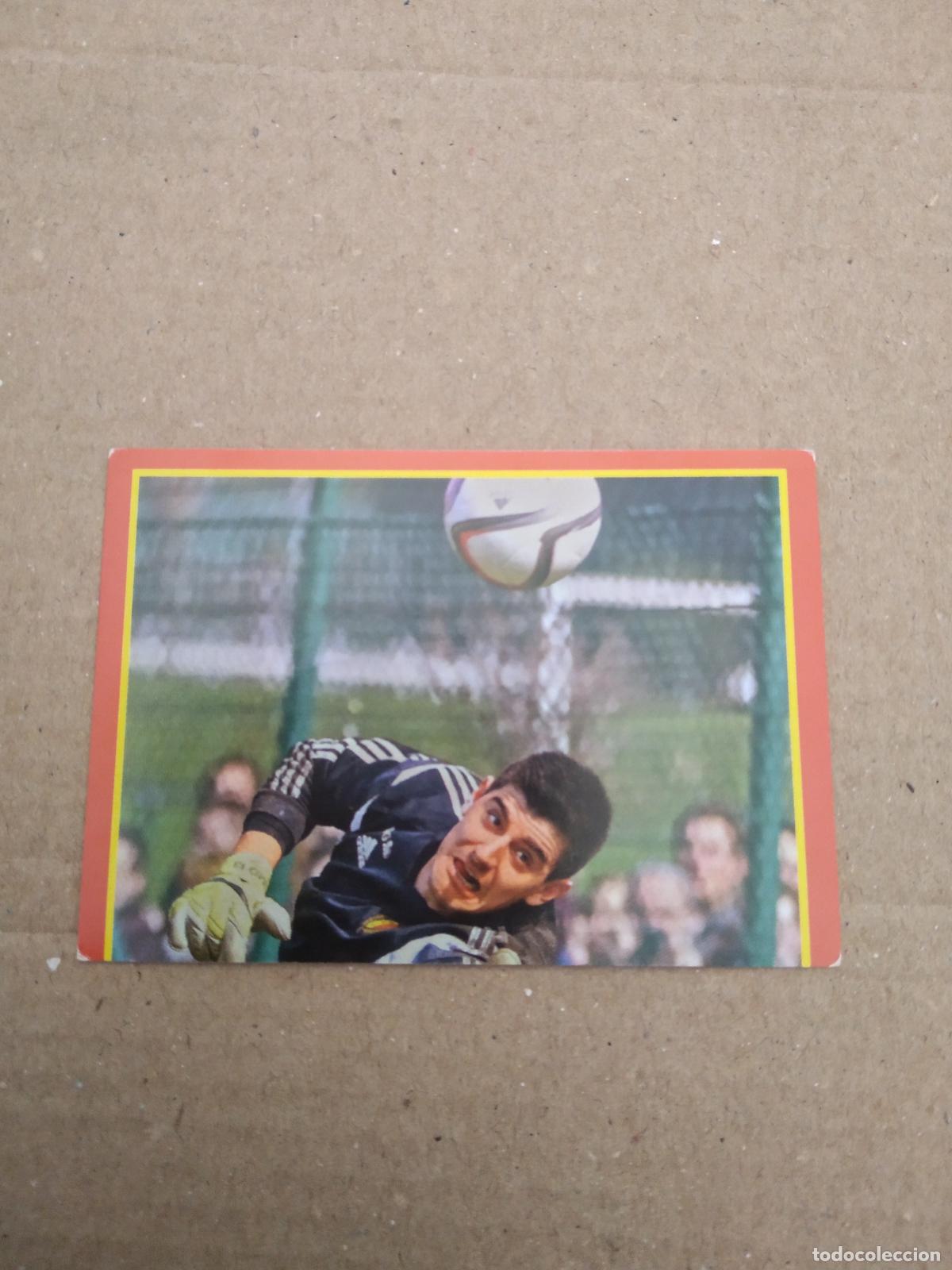 Cromos de f&uacute;tbol: 101 COURTOIS BELGICA CROMO FUTBOL BELGIAN RED DEVILS CARREFOUR PANINI FAMILY 2016