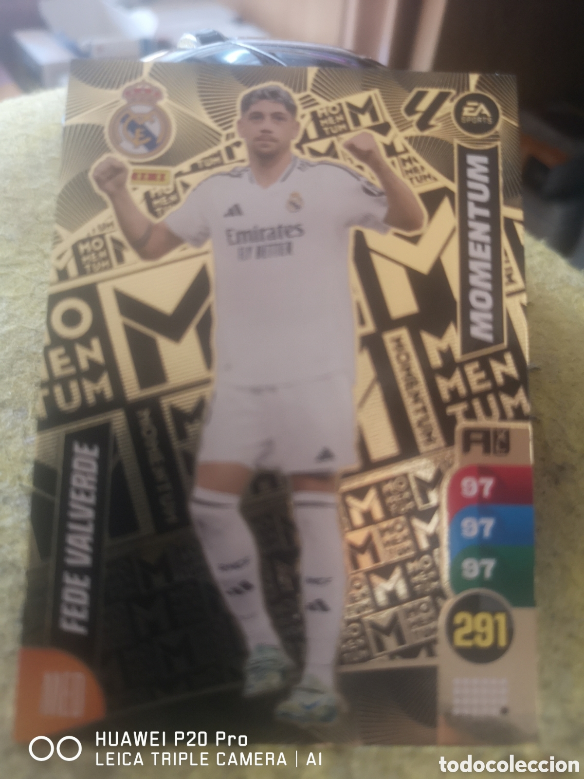 Cartes &agrave; collectionner de Football: MOMENTUM FEDE VALVERDE - ADRENALYN 2024 2025 - REAL MADRID