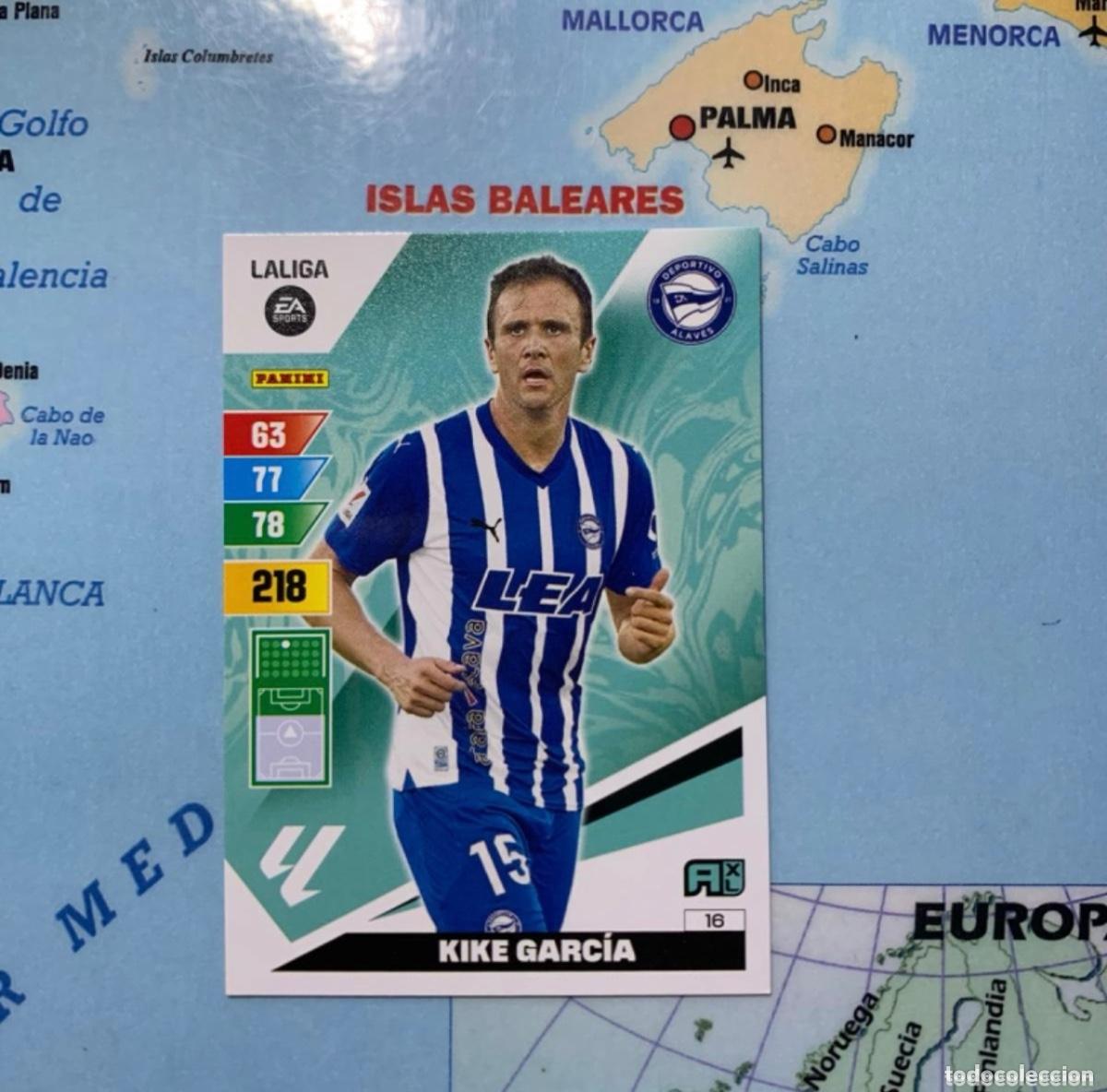 Cromos de f&uacute;tbol: Kike Garcia n&uacute;mero 16 del Alav&eacute;s Adrenalyn XL 23-24 2023-2024