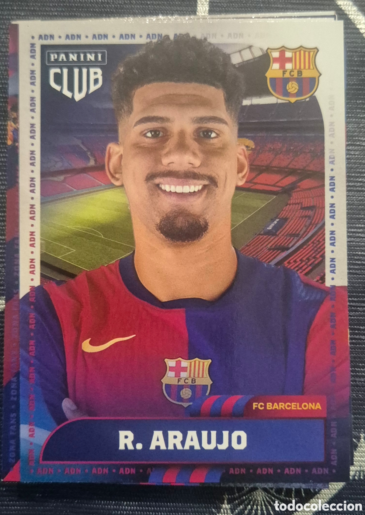 Fu&szlig;ball-Sticker: Panini club araujo Barcelona adn