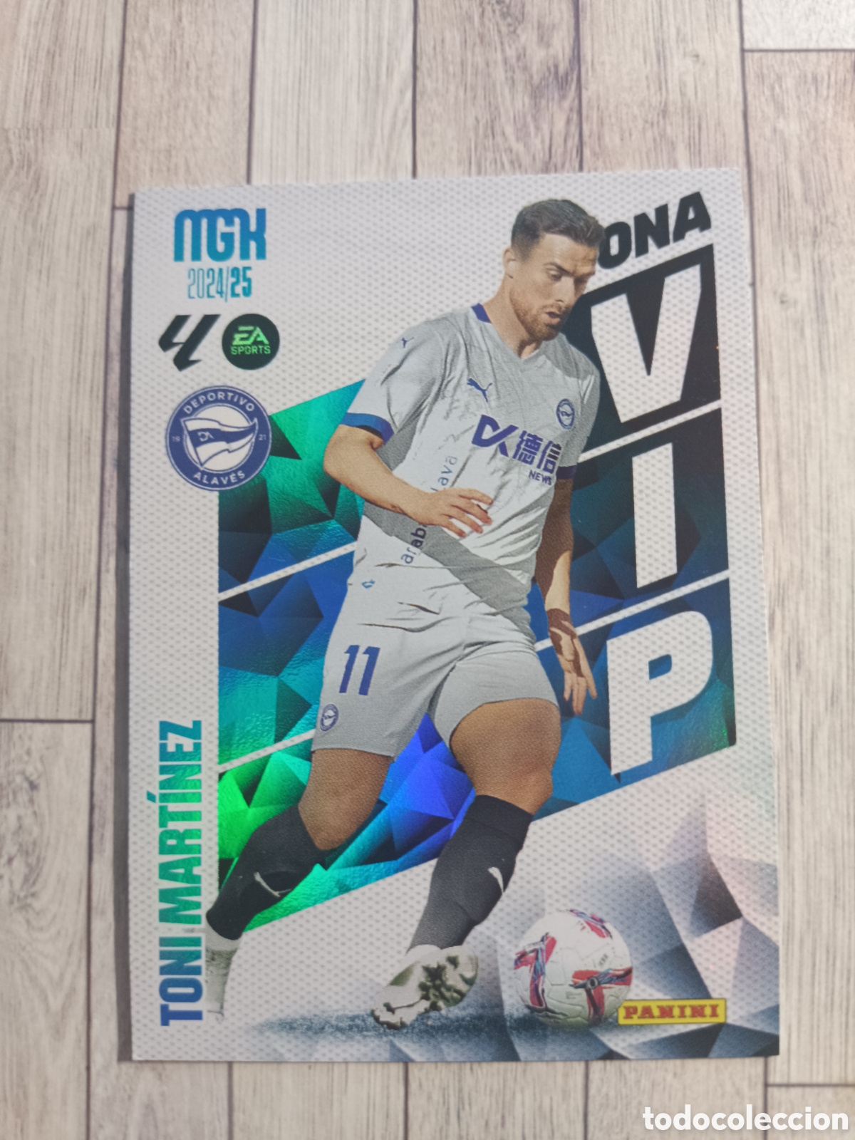 Cromos de F&uacute;tbol: 507 TONI MARTINEZ ZONA VIP ALAVES 507 MEGACRACKS MGK 2024 2025 PANINI 24 25