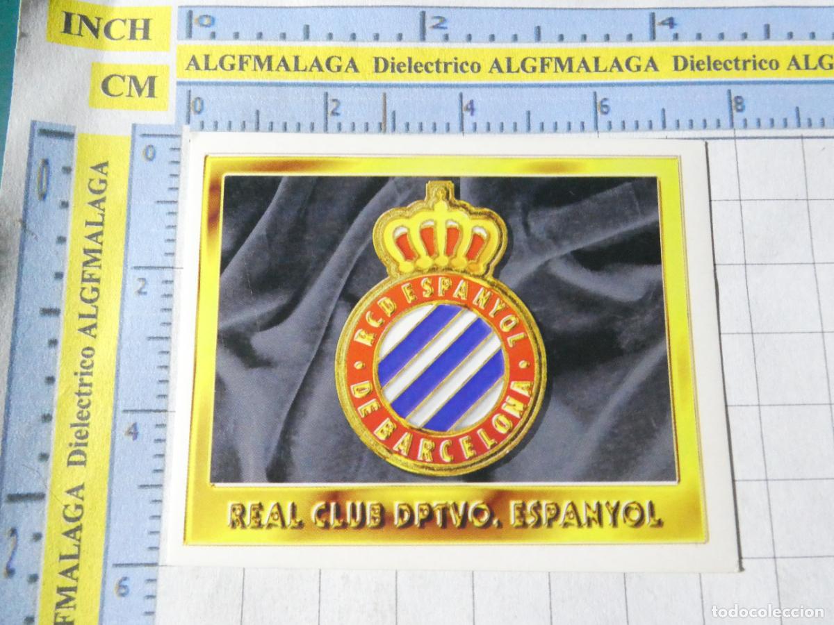 Cartes &agrave; collectionner de Football: CROMO DE F&Uacute;TBOL LIGA ESTE 1995 1996 95 96. RCD ESPA&Ntilde;OL BARCELONA. ESCUDO