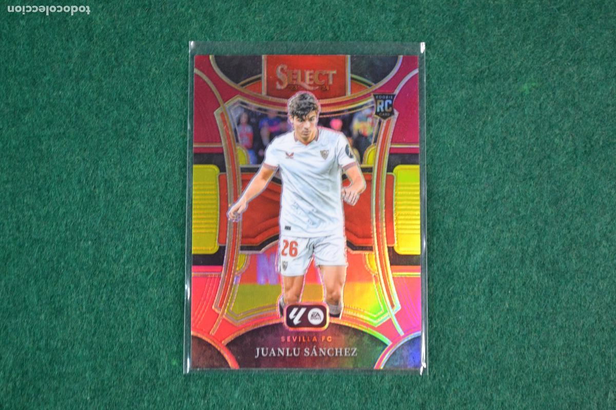 Cartes &agrave; collectionner de Football: PANINI SELECT LA LIGA 2023-24 - 186 JUANLU SANCHEZ (SEVILLA FC) PARALELA MULTICOLOR