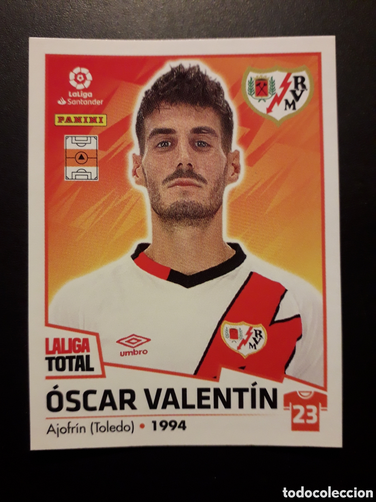 Cartes &agrave; collectionner de Football: &Oacute;SCAR VALENT&Iacute;N RAYO VALLECANO N&deg; 321 LALIGA TOTAL 22 23 2022 2023 PANINI SIN PEGAR PEDIDO M&Iacute;NIMO 3&euro;.