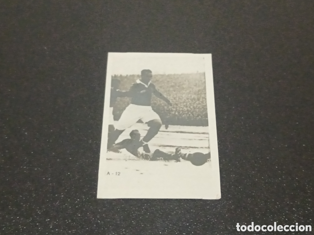 Figurine di Calcio: Tommy Lawton notton country REPORTAJES FOTOGR&Aacute;FICOS TABAY A-12 ENERO 1948