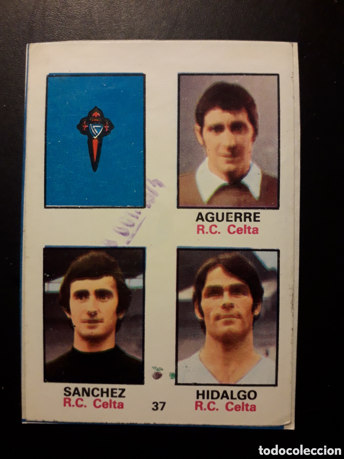Cartes &agrave; collectionner de Football: AGUERRE/S&Aacute;NCHEZ/HIDALGO 37 CELTA VIGO FHER 1974-1975 74-75 RECORTADO ADHESIVO PEDIDO M&Iacute;NIMO 3&euro;