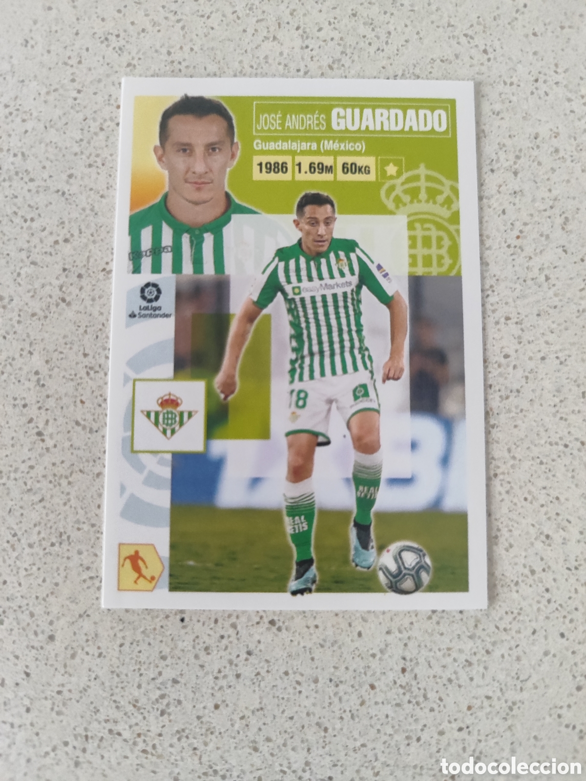 Cromos de f&uacute;tbol: CROMO GUARDADO REAL BETIS N&Uacute;MERO 10. LIGA ESTE 20/21.