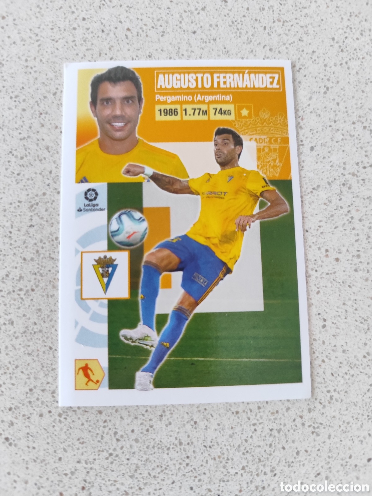 Football Stickers: CROMO AUGUSTO FERN&Aacute;NDEZ CADIZ N&Uacute;MERO 14. LIGA ESTE 20/21.