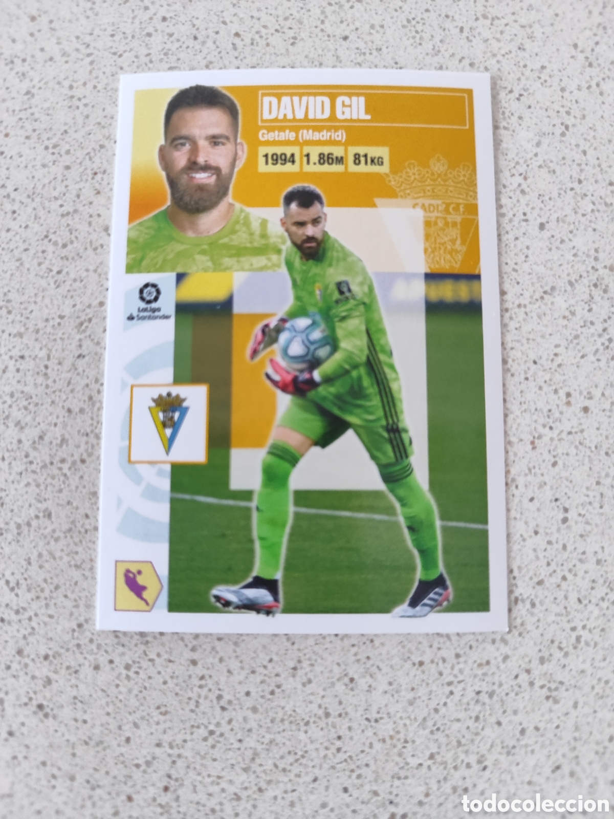 Figurine di Calcio: CROMO DAVID GIL CADIZ N&Uacute;MERO 3. LIGA ESTE 20/21.