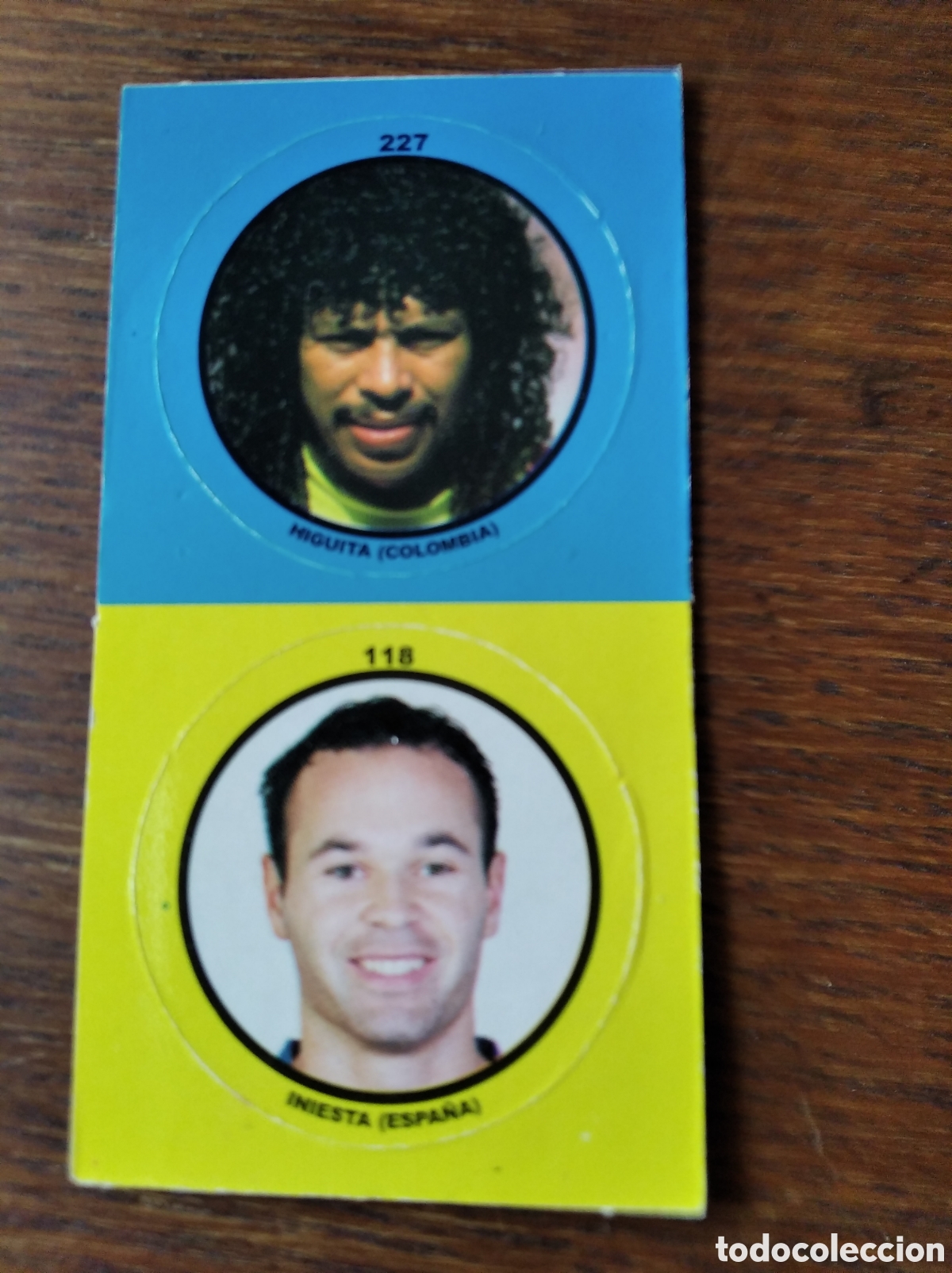 Cartes &agrave; collectionner de Football: Iniesta / Higuita - &Iacute;dolos Mundial 2010