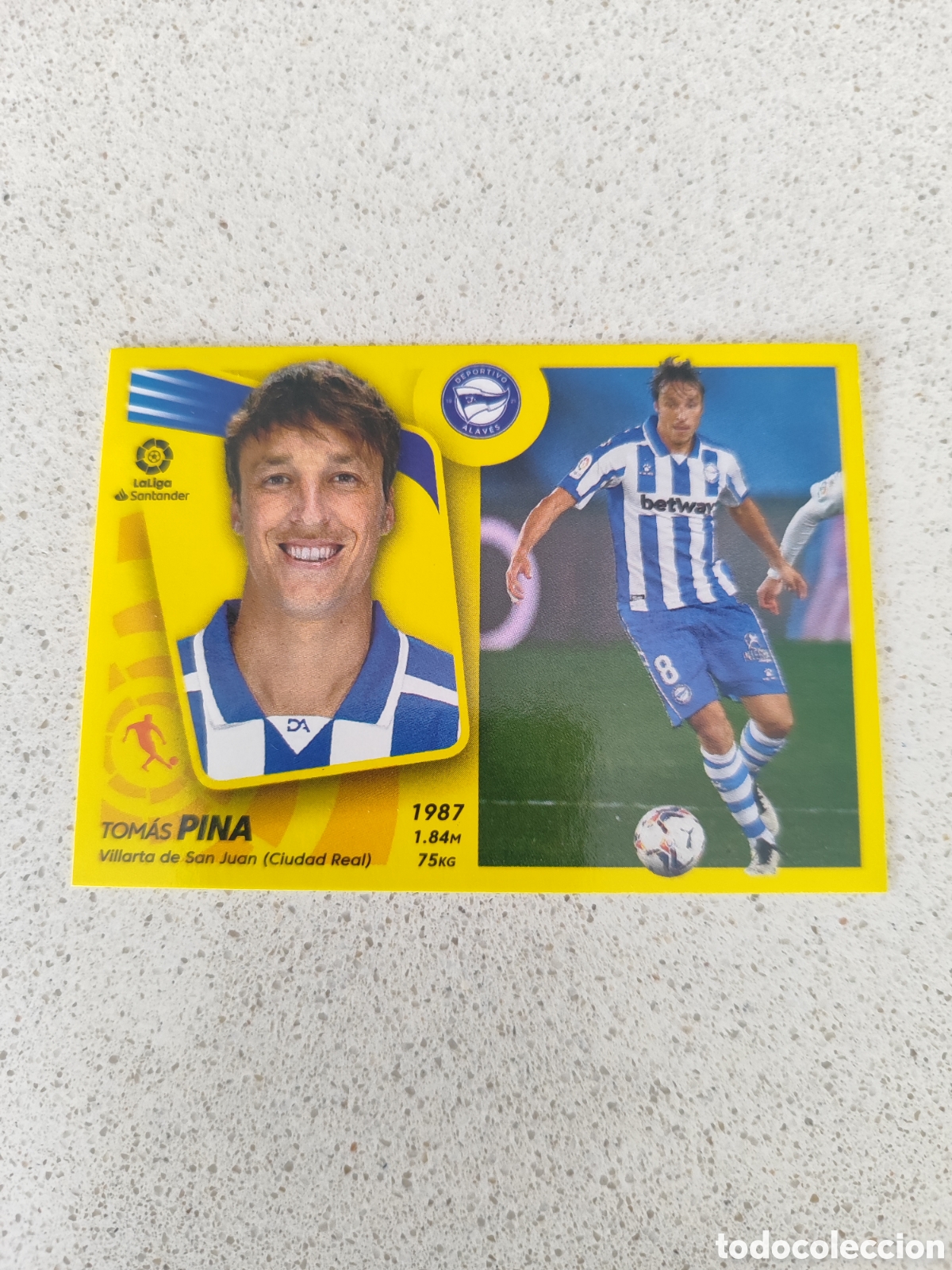 Fu&szlig;ball-Sticker: CROMO PINA ALAV&Eacute;S N&Uacute;MERO 15. LIGA ESTE 21/22.