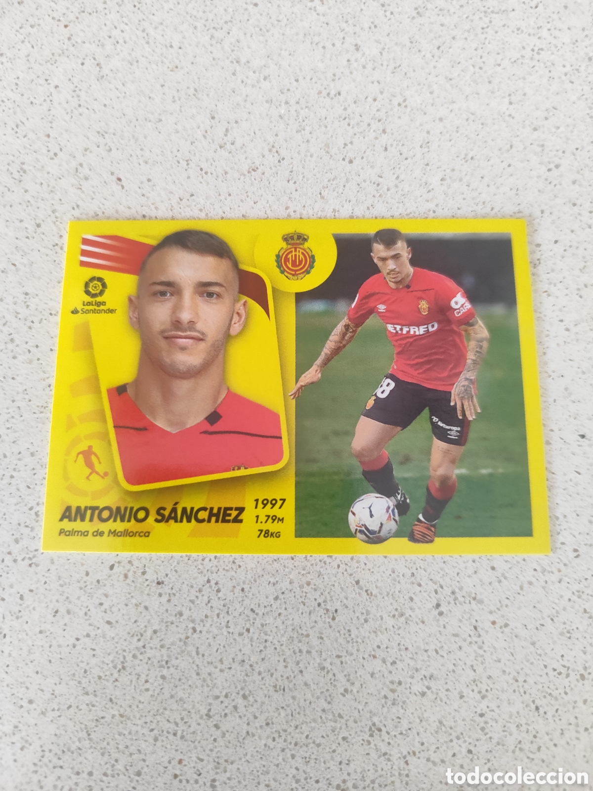 Fu&szlig;ball-Sticker: CROMO ANTONIO S&Aacute;NCHEZ MALLORCA N&Uacute;MERO 16A. LIGA ESTE 21/22.