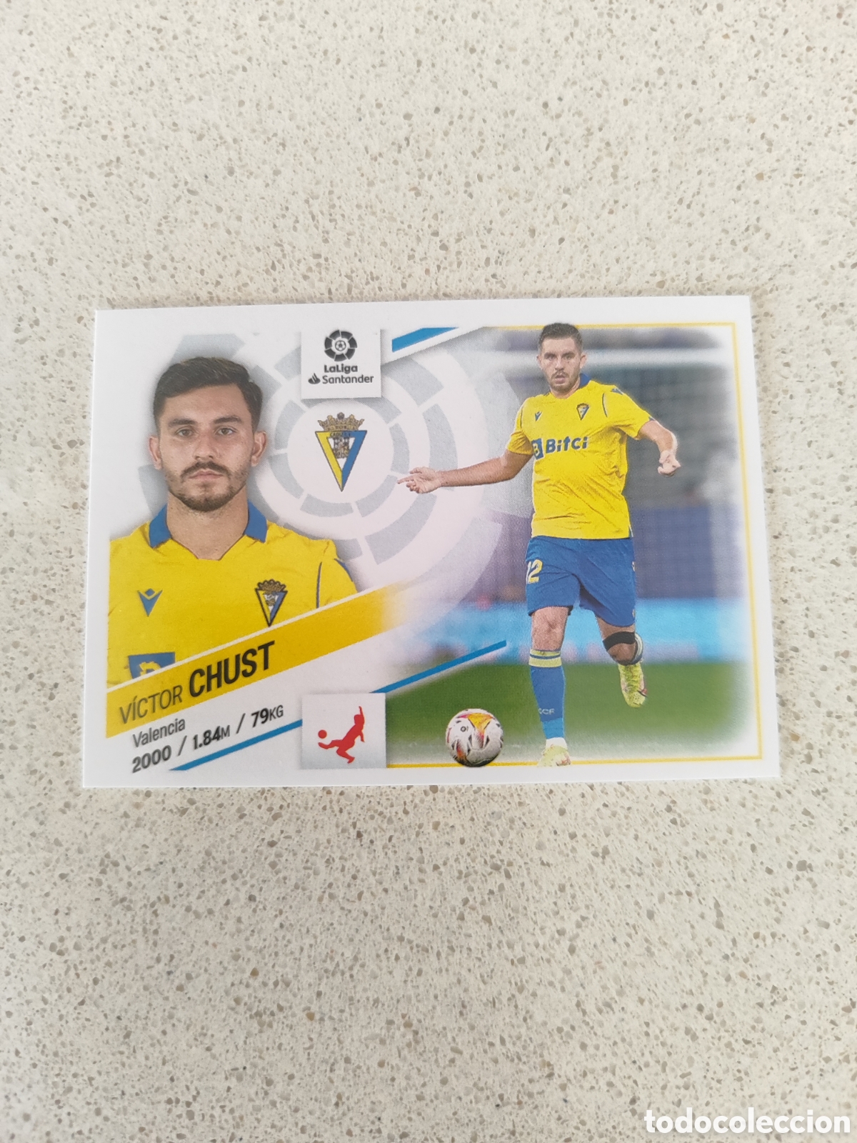 Figurine di Calcio: CROMO CHUST CADIZ N&Uacute;MERO 9A. LIGA ESTE 22/23.