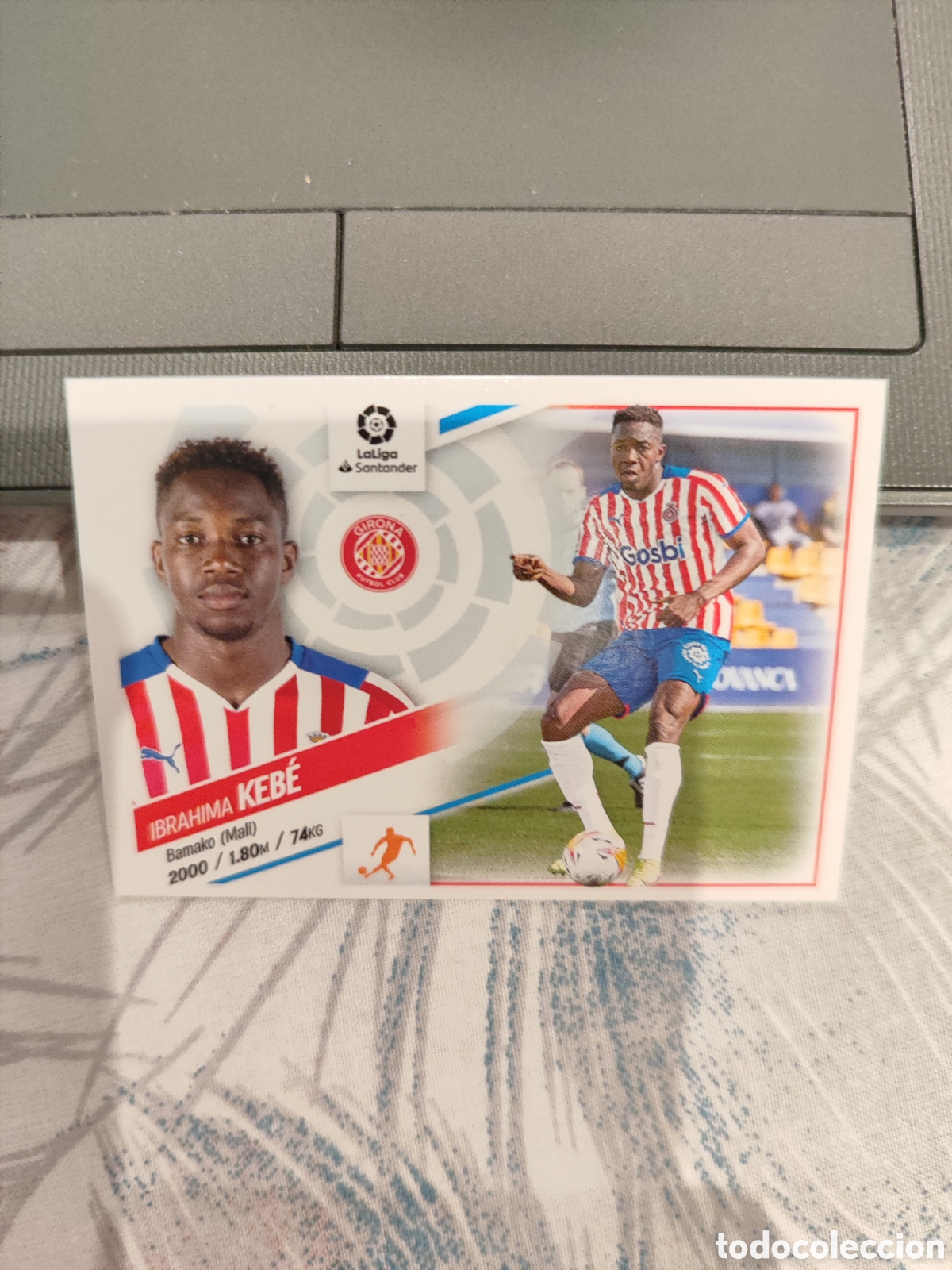 Fu&szlig;ball-Sticker: CROMO KEB&Eacute; GIRONA N&Uacute;MERO 11. LIGA ESTE 22/23.
